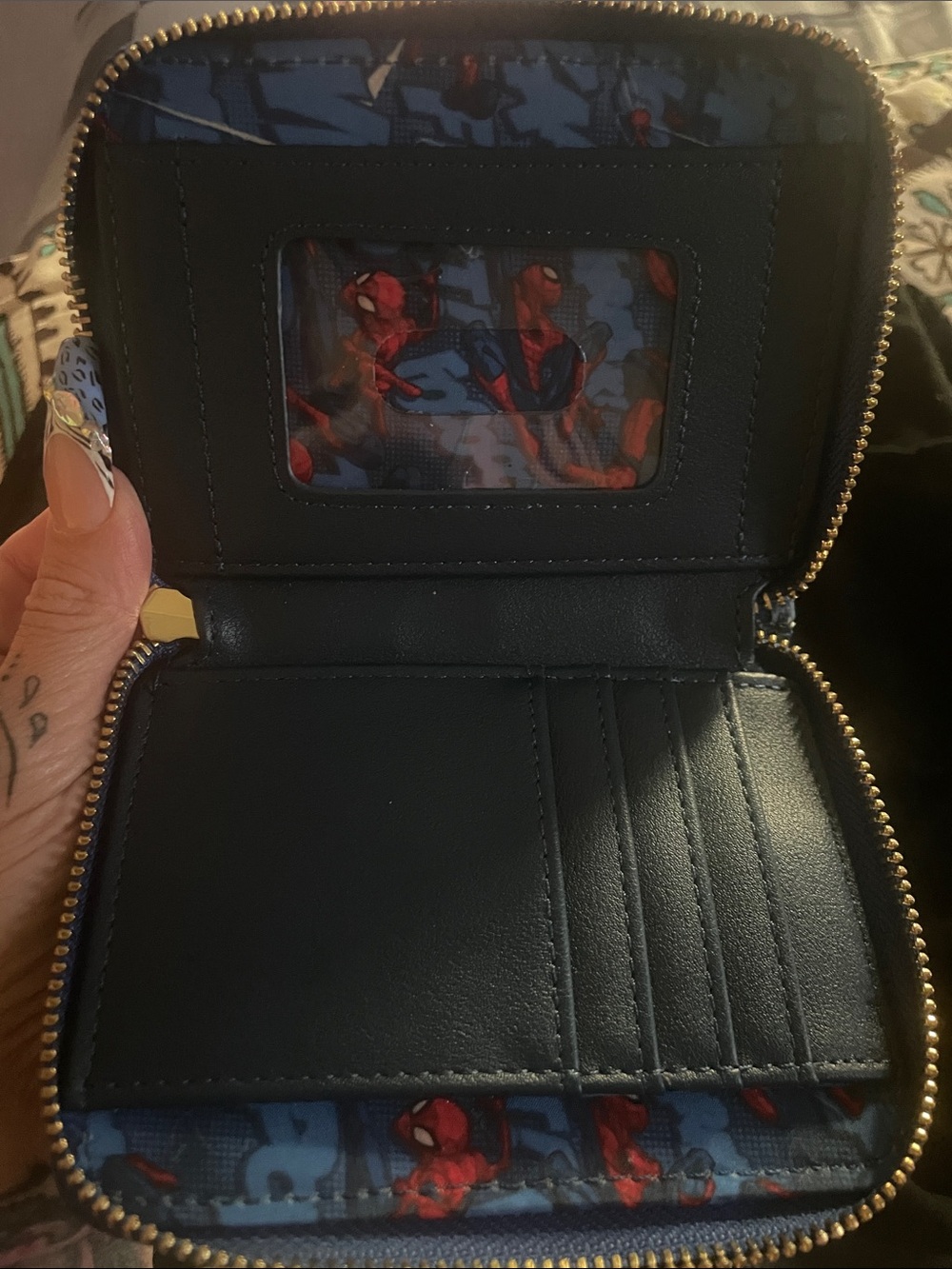 Spider-Man loungefly/marvel - Picture 3 of 3